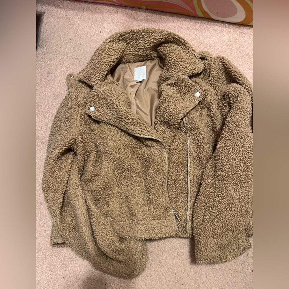 Jacket - Picture 2 of 4